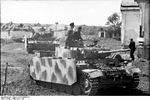 180px-PzKpfw_III_Ausf_M_with_side_skirts_in_southern_USSR_(1943)).jpg