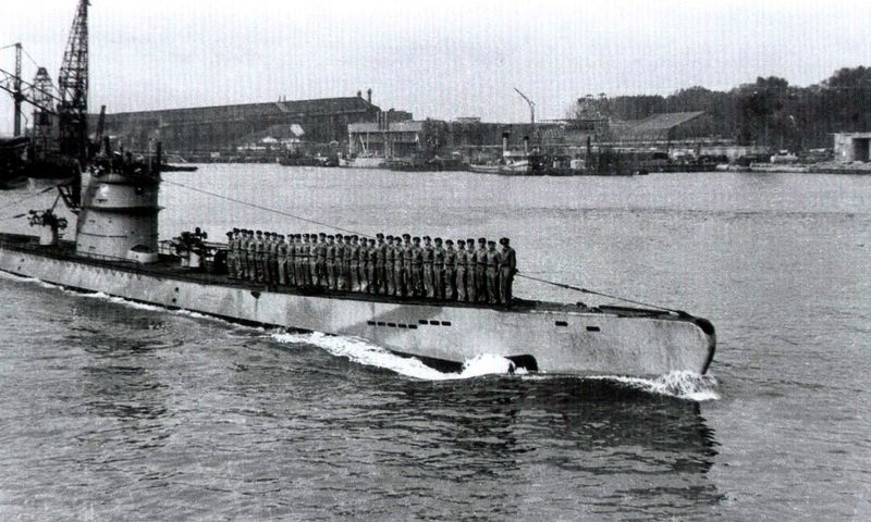 Arquivo:U-128 InLorient.jpeg