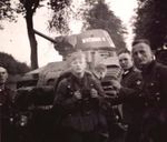 200px-Disabled_or_abandoned_French_Char_B1_bis_tank_No._467,_Nivernais_II,_surrounded_by_young_German_soldiers..jpg