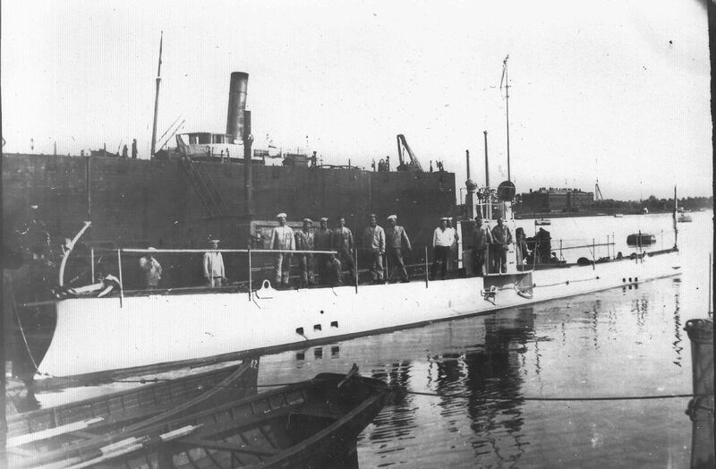 File:Подводная лодка Минога 4.jpg
