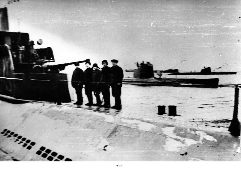 File:Кормовая швартовая команда К-22.jpg