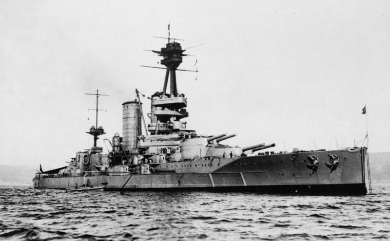Datei:Chilean battleship Almirante Latorre.jpg