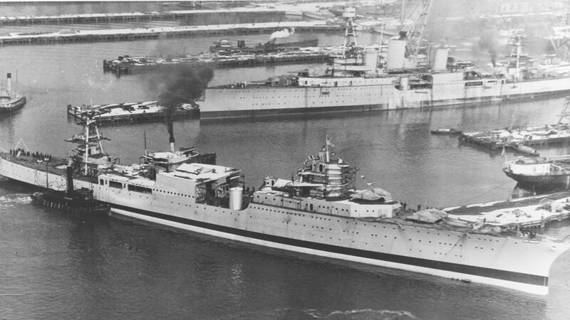Fichier:USS Augusta 1 February 1930.jpg
