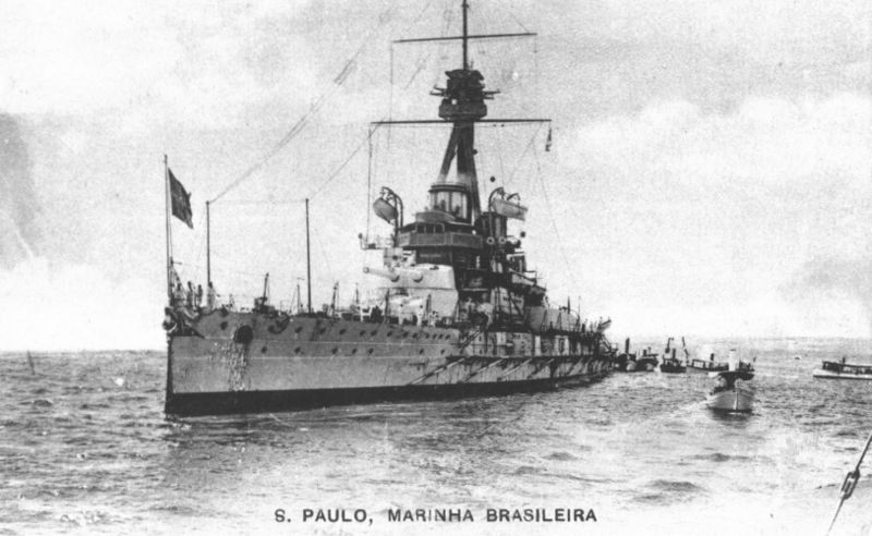 Plik:Brazilian battleship Sao Paulo.jpg