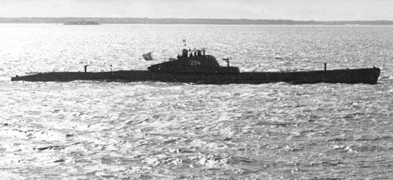 File:Щ-402зав.jpg