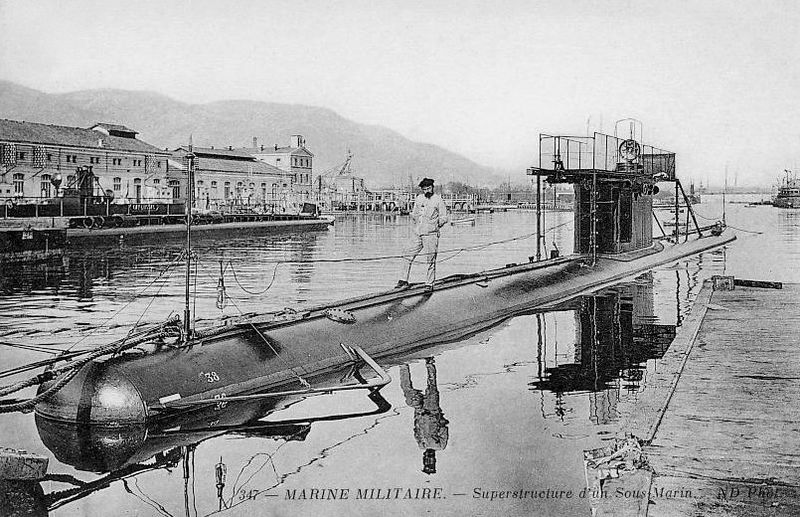 File:Saphir (Émeraude-class).jpg