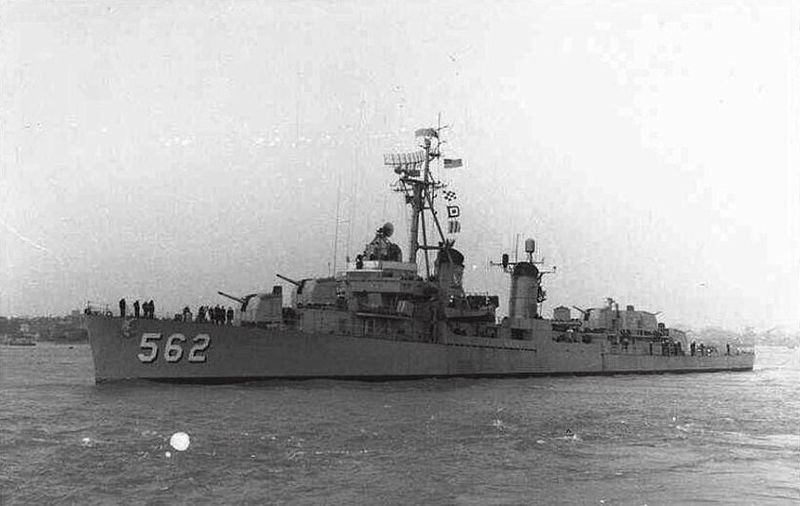File:DD-562.jpg