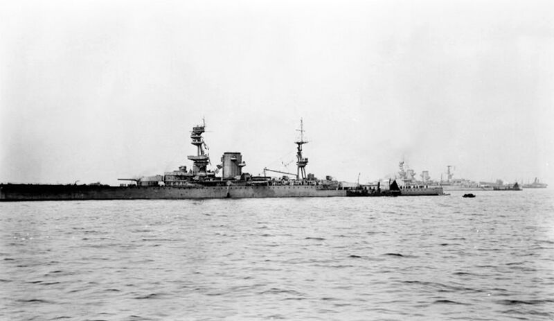 Datei:HMS Glorious 03.jpg