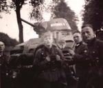160px-Disabled_or_abandoned_French_Char_B1_bis_tank_No._467,_Nivernais_II,_surrounded_by_young_German_soldiers..jpg