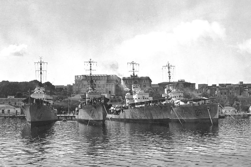 파일:MOS Artigliere 12.jpg