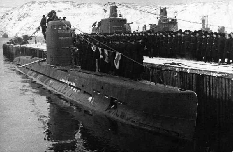 File:Подводная лодка М-104.jpg