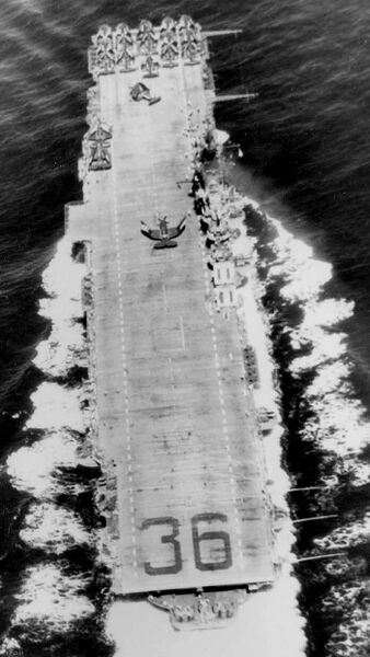 Plik:CV-36-USS-Antietam-13.jpg