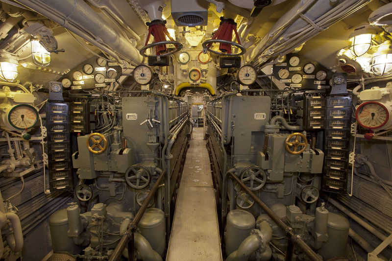 Datei:U-505 EngineRoom museum.jpg