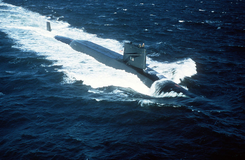 File:USS Lafayette SSBN-616.jpg