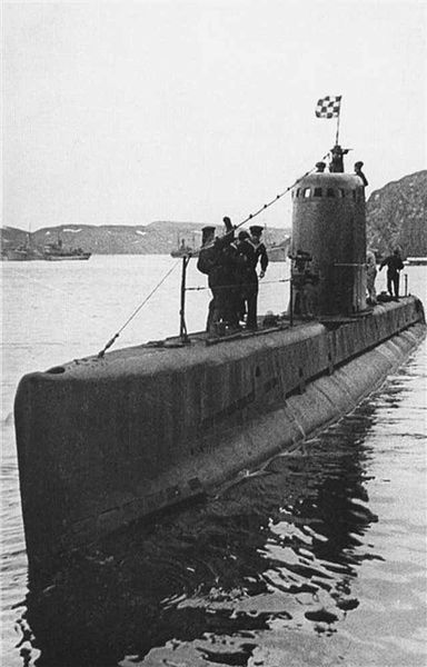 File:Подводная лодка М-172.jpg