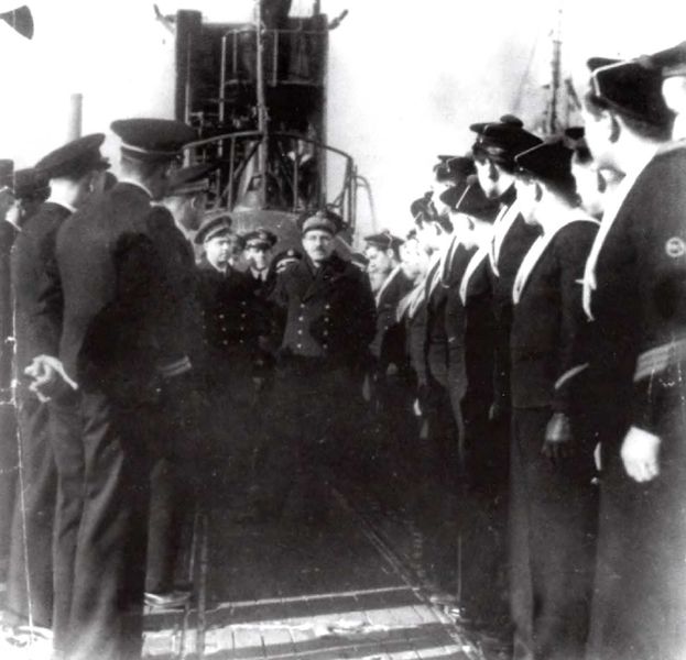 File:Сюркуф Галифакс 1941 год.jpg