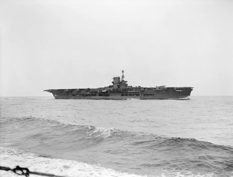 Plik:HMSArkRoyalunderway.jpeg
