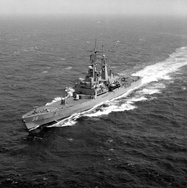 Plik:USS Virginia (1974).jpg