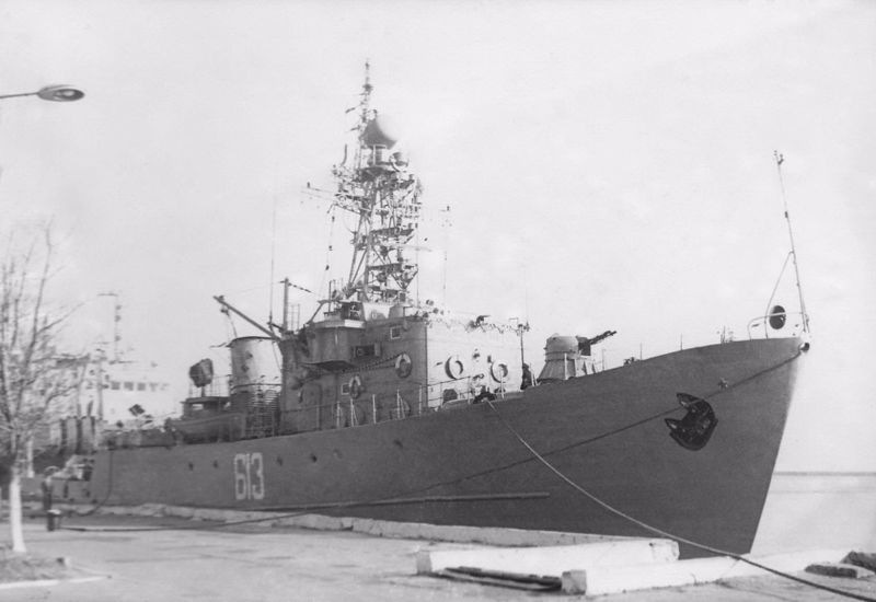 File:Т-502.jpg