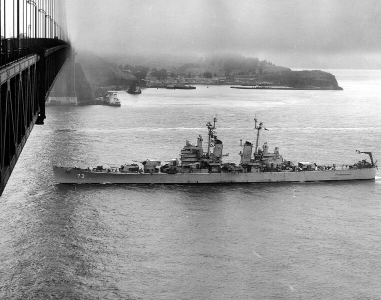 Plik:Uss saint paul 1951.jpg