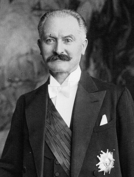 Plik:Albert Lebrun 1932.jpg