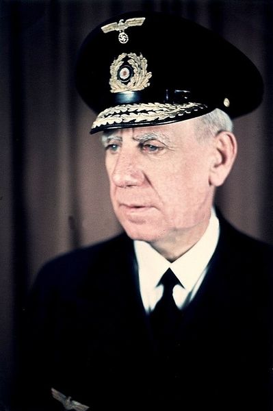 File:Канарис (Цветное фото).jpg