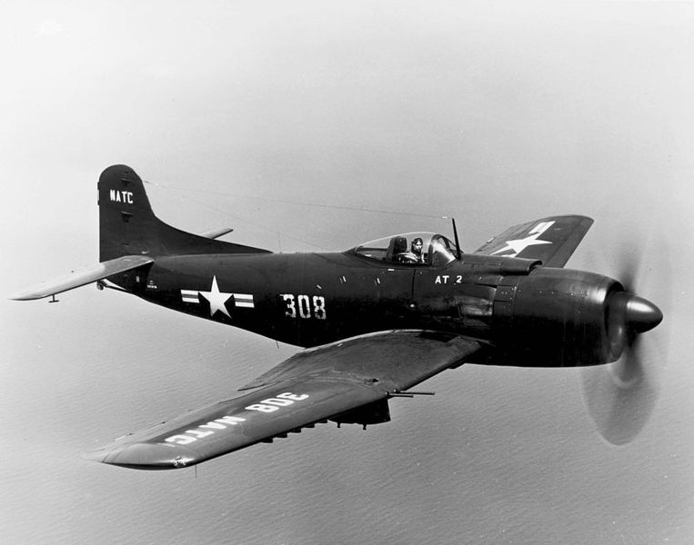 Plik:Martin AM-1 NATC in flight.jpg