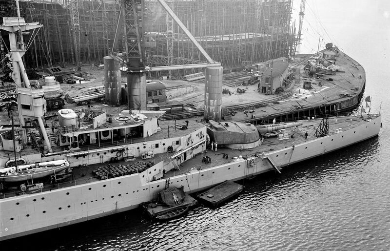 Datei:HMS Repulse 36.jpg