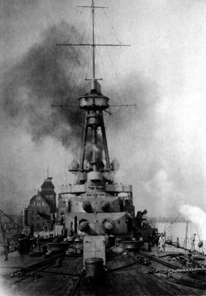Datei:Hindenburg 43.jpg