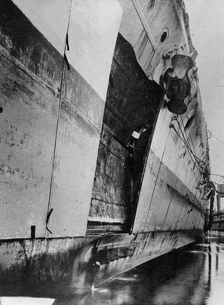 파일:Seydlitz view of damage.jpg