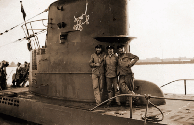 Datei:Эмблема быка на ПЛ U-47.gif