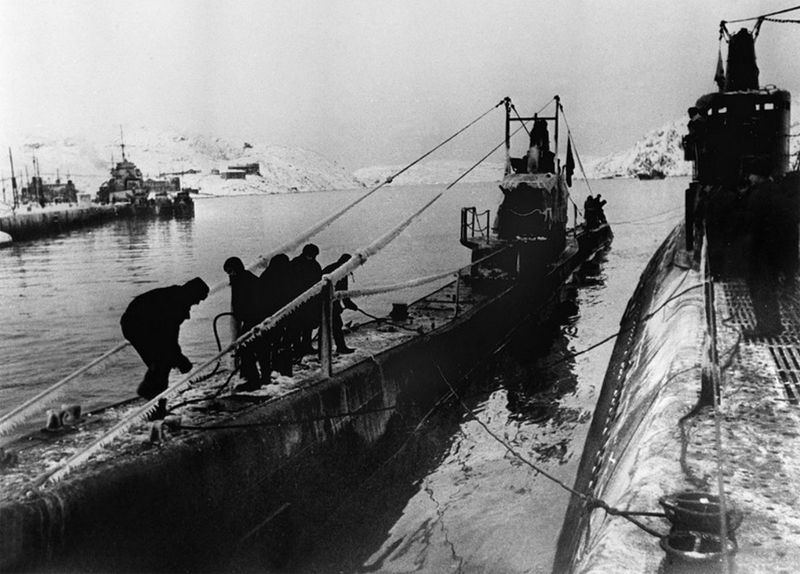 File:Швартовка.jpeg