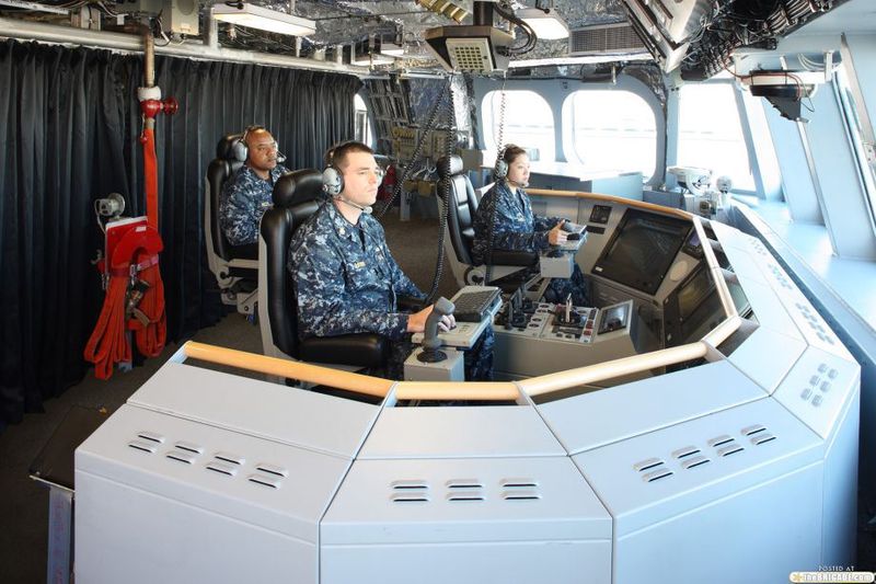 Arquivo:Cockpit1.jpg