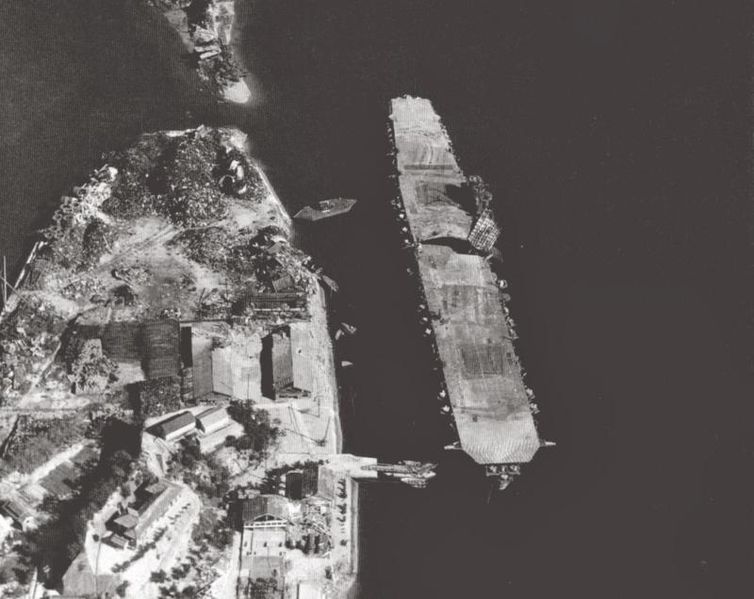 Plik:IJN Katsuragi 1945-11.jpg
